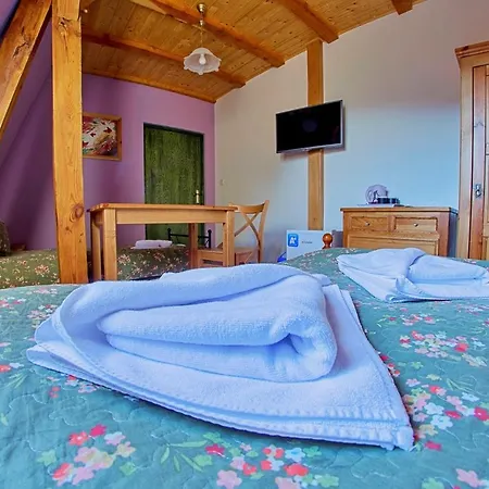 Mlyn Wielislaw I Restauracja Séjour à la ferme *