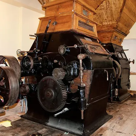 Κατάλυμα σε φάρμα Mlyn Wielislaw I Restauracja