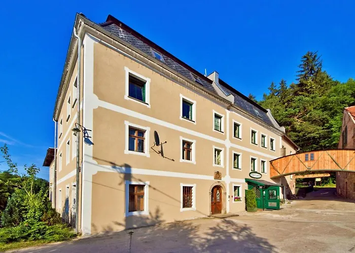 Mlyn Wielislaw I Restauracja Bauernhof