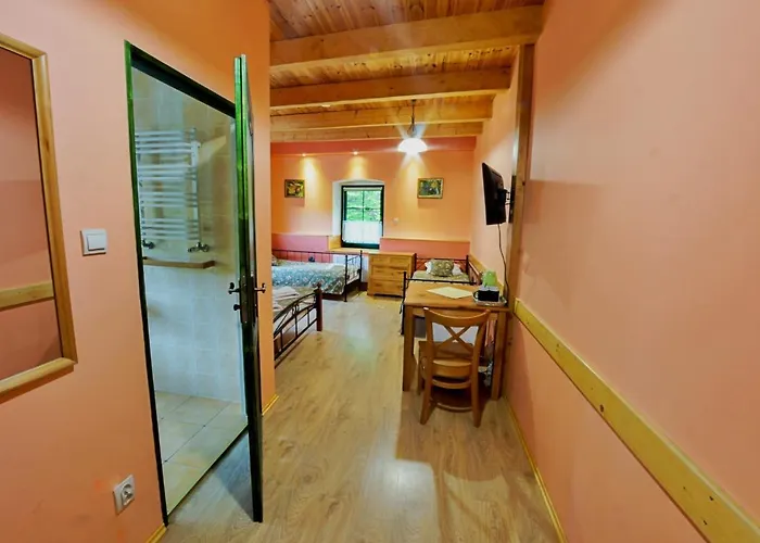 Farm stay Mlyn Wielislaw I Restauracja *