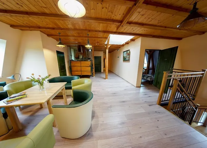 Mlyn Wielislaw I Restauracja Bauernhof *