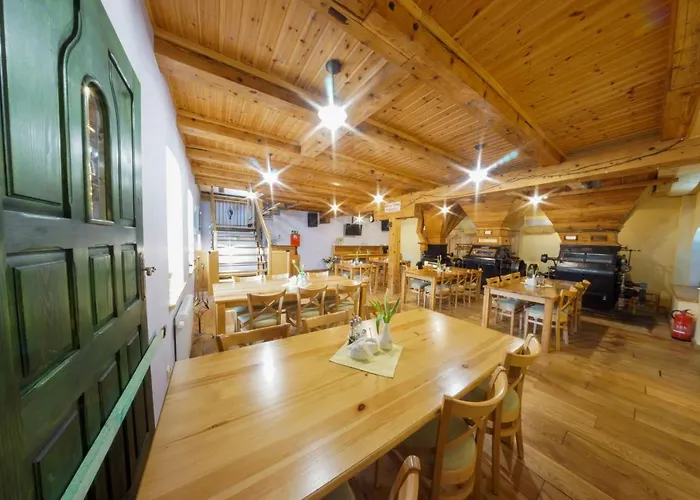 Mlyn Wielislaw I Restauracja Feriegård Sedziszowa