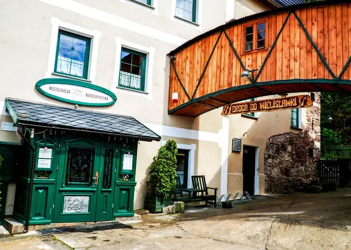 Mlyn Wielislaw Agroturystyka I Restauracja