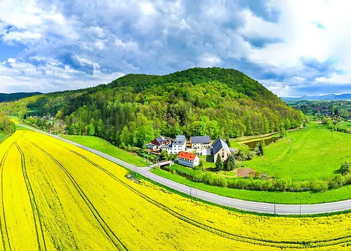 Mlyn Wielislaw Agroturystyka I Restauracja Sedziszowa