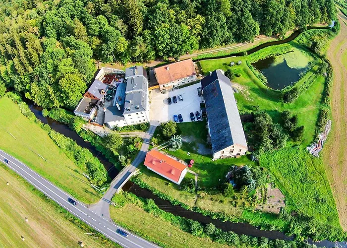 Фермерский дом Mlyn Wielislaw Agroturystyka I Restauracja *